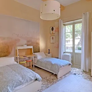 Maison d'hôtes Three, Messine